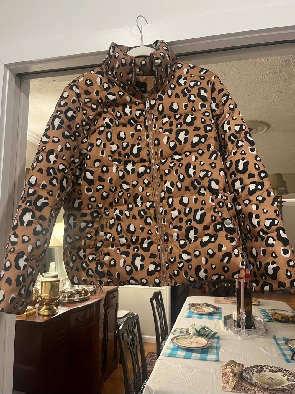 WHO WHAT WEAR Leopard Print Puffer Jacket